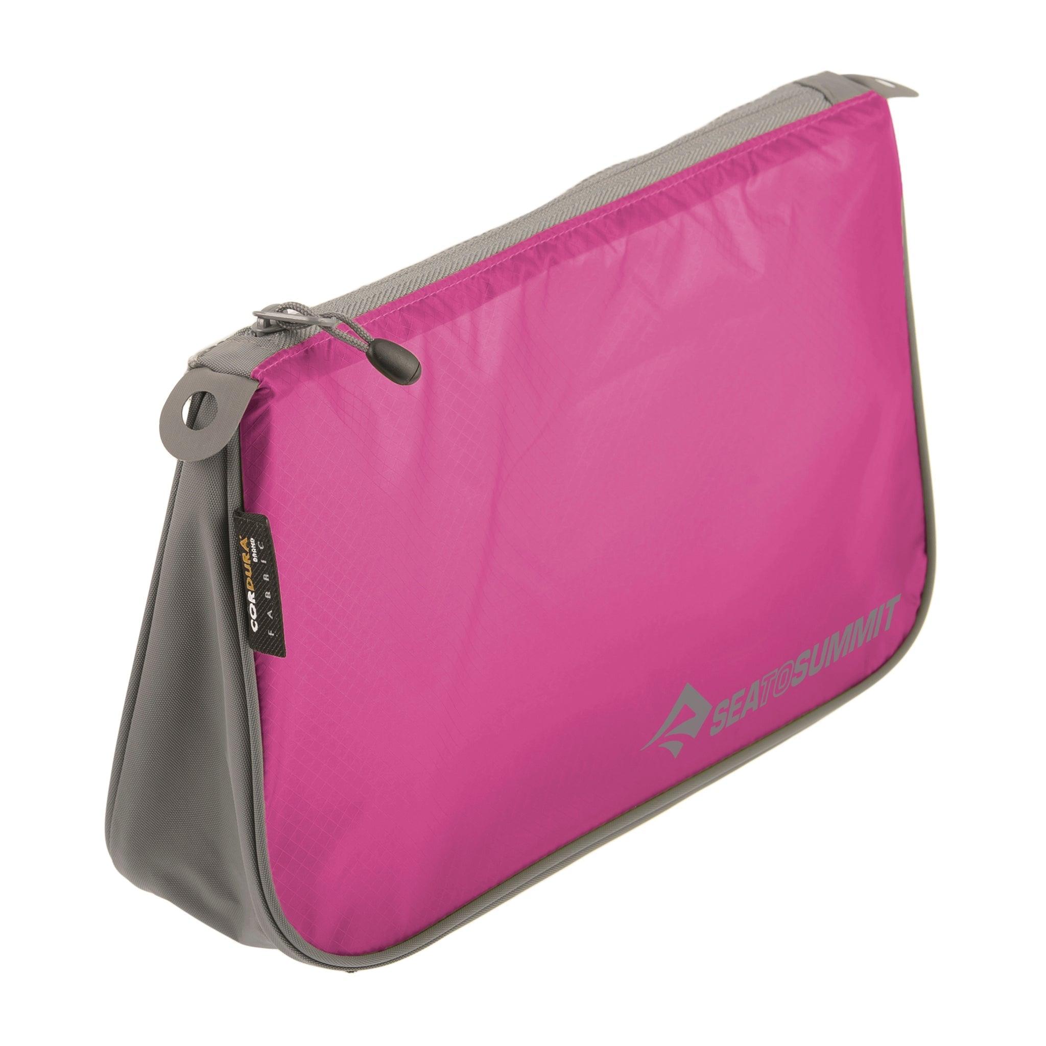 m / berry || Travel See Pouch