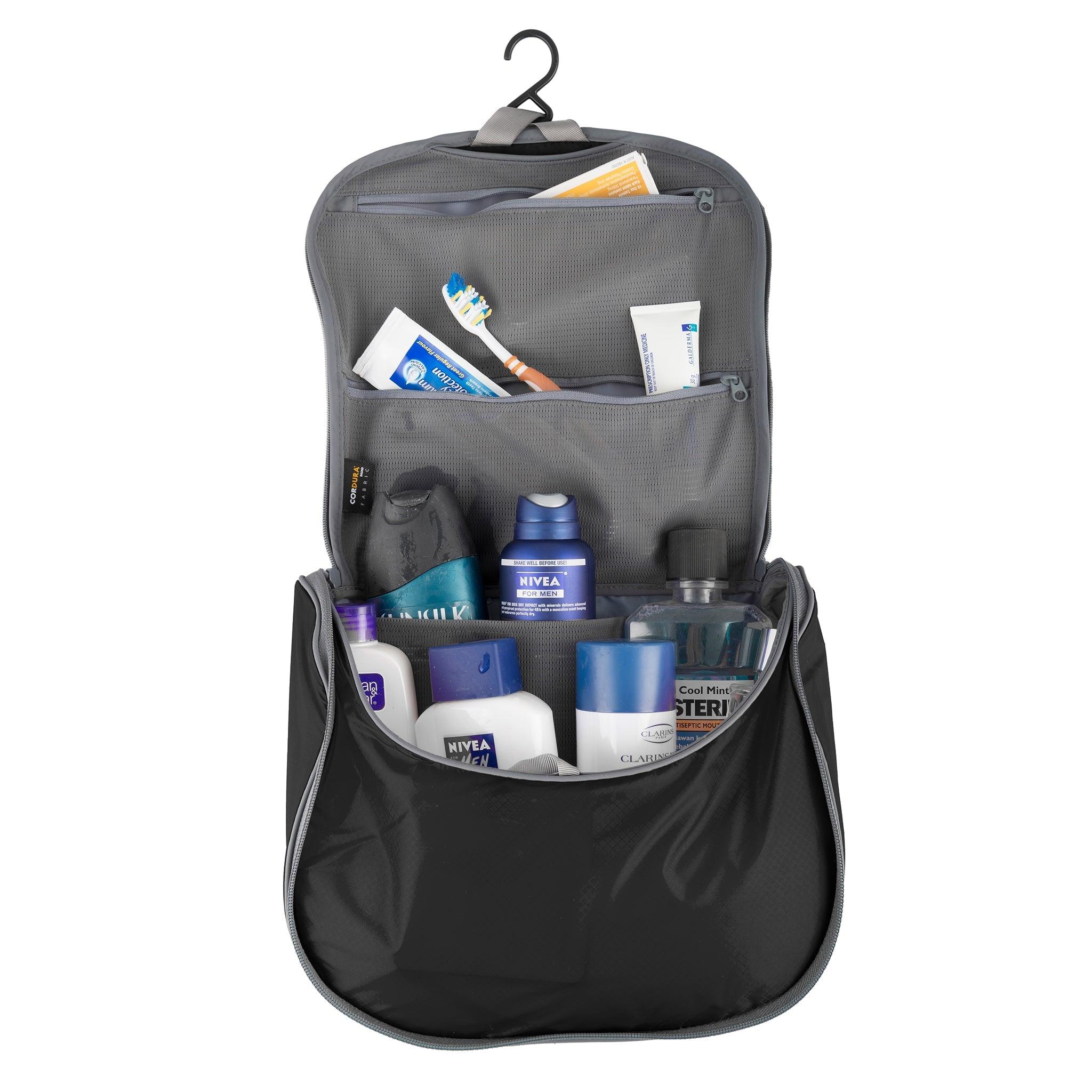 l / black || Toiletry Bag