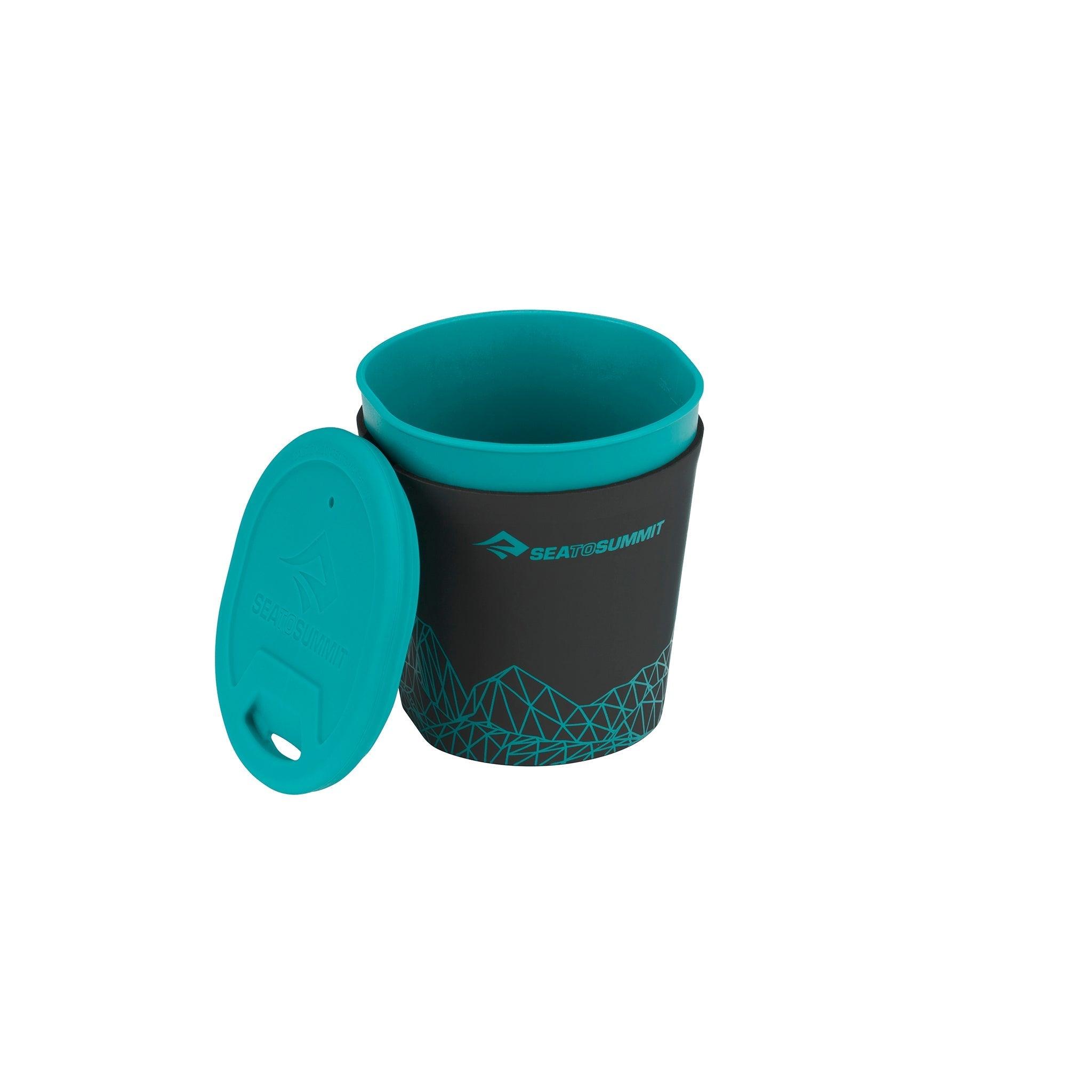 Delta Light Camp Set 2.2 _ two person camping dinner set _ cutlery grayDelta Light Camp Set 2.2 _ two person camping dinner set _ mug blue